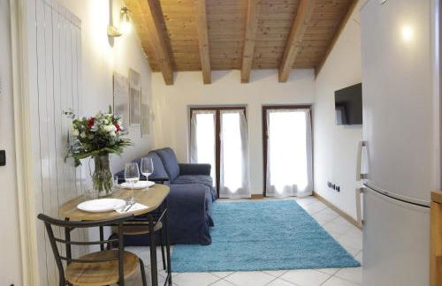 Midnight blues for 3 people near the airport - Foto 4