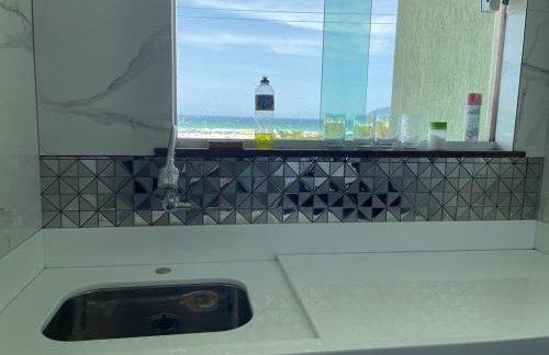 Apartamento Praia do Forte, Cabo Frio, Frente mar - Foto 13