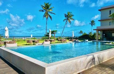 Apartamento Pé na Areia Cond Alphaville Guarajuba - Foto 57