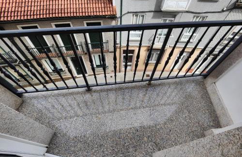 Amplio piso familiar muy céntrico - Foto 9