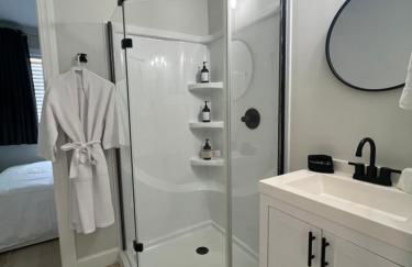 The Hideaway on Tacketts - Shipping Container - Photo 5