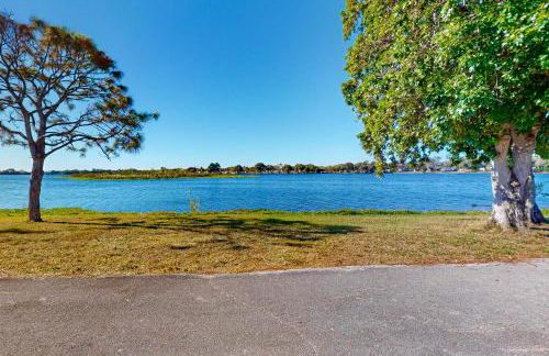 Lake Views! Florida Family Retreat 4 Mi to Beach - Foto 28