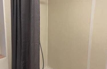 Modern 3 Bedroom high spec house in Sheffield - Photo 26