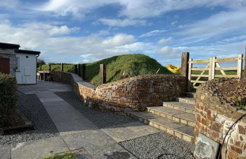 Luxury Cornish House next to Cliffs & Surf Beaches - Photo 27