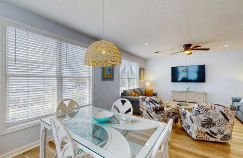 The Coral Stilt - Photo 10