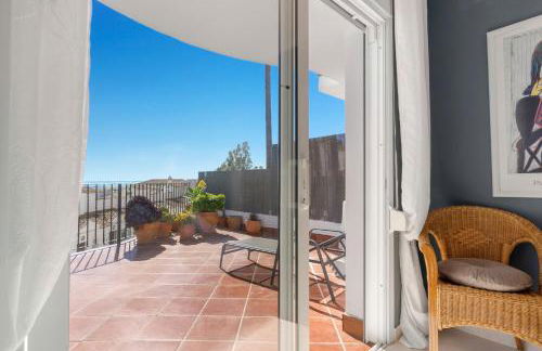 Sunny flat with pool by Costarentals - Ref 52 - Photo 21