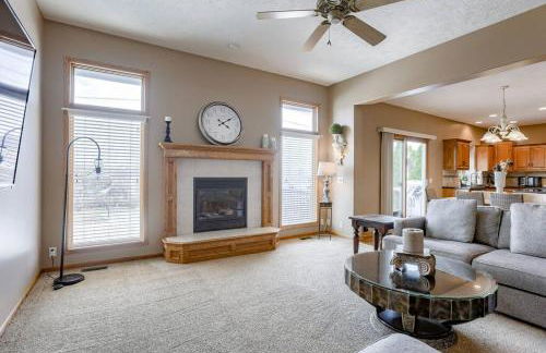 Spacious Pool House with tons of amenities! - Foto 56