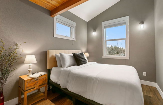 Luxury Living Walk to Poudre Trail and Old Town! - Foto 2