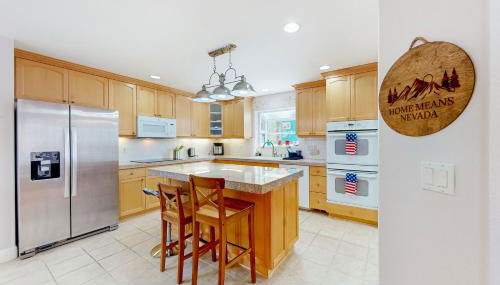 Andria Grove - Foto 2