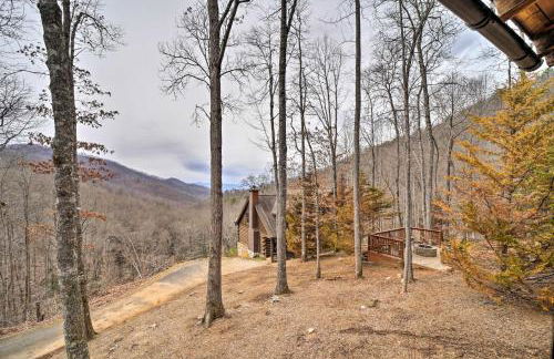 Hot Tub and Mtn Views! All-Season Escape in Franklin - Foto 40