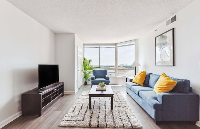 2BR Luxury City Suite With Gym & Pool - Foto 41