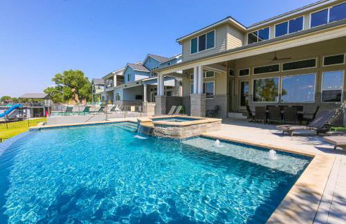 Luxury Lake LBJ House with Heated Swimming Pool and Spill Over Hot Tub and 2 Boat Slips - Foto 49