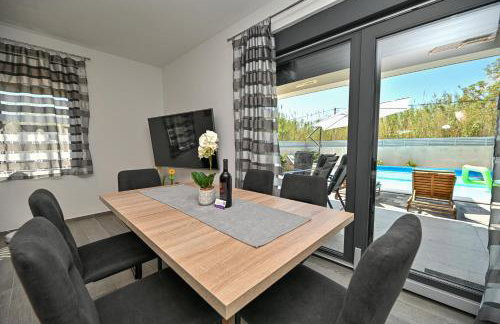 Holiday house Sara with heated pool - Photo 20