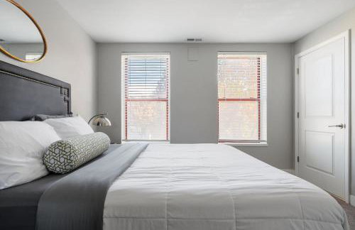 Modern Mass Ave 1BR Apartment with Kitchen - Foto 39