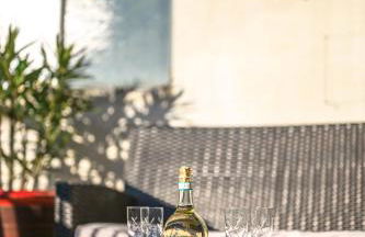 Terrasse ensoleillée sur les toits de Nice - Foto 4