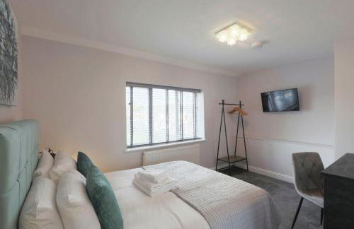 Large Luxury Home in Solihull - Sleeps 14 near NEC & BHX - Foto 39