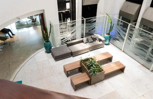 2704 Flat Beira Mar Av Boa viagem Vista Deslumbrante e com cozinha - Foto 31