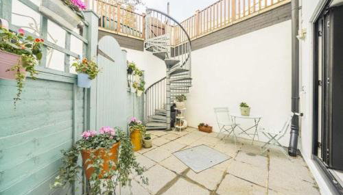 1 Bedroom Flat with Patio - Foto 2