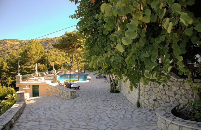 Estate Dafnopanagia - Photo 53