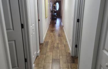 Modern, Upscale, and New Blue Bungalow in the heart of Downtown St Augustine - Foto 14