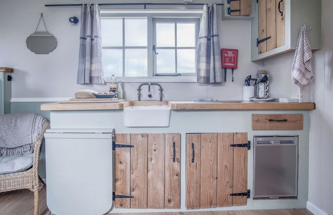 Haven View - 1 Bed Shepherds Hut - St Ishmael's - Foto 12