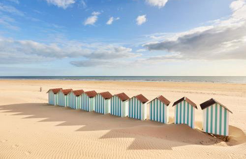 Charmante Maison Rénovée Proche Plage et Forêt avec Jardin - FR-1-652-57 - Foto 36
