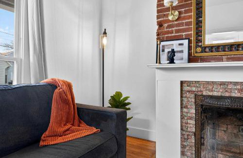 Charming 2nd-Floor Flat 3BR 2BA Free Parking - Foto 7