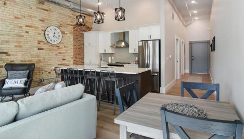 Golden Lofts Unit 1 Downtown Traverse City 1BD 1BA - Foto 4