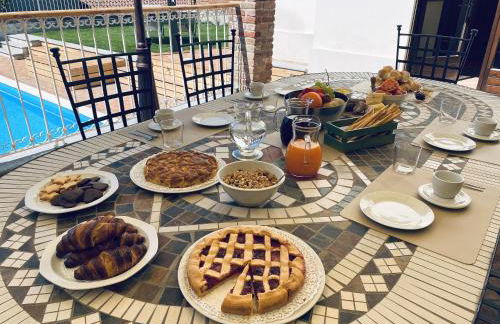 Villa Teresa - Enticing villa with pool and views! - Foto 16