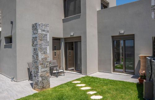 Villa Leandros Premium Suites - Photo 11