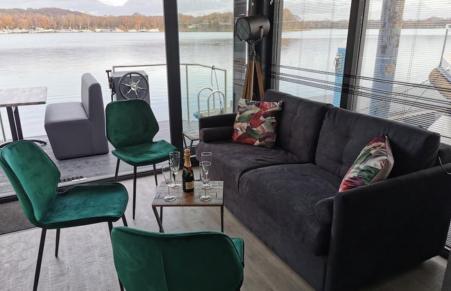 Houseboat Mookerplas With a View - Photo 10