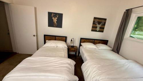 The Happy Cabin w/ hot tub - Foto 3