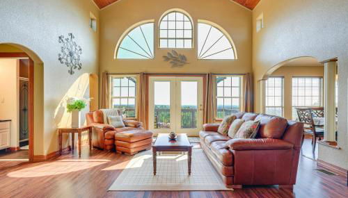 Family-Friendly Fischer Home with Private Hot Tub! - Foto 3