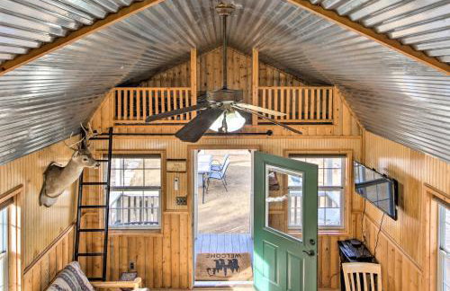 Lakefront Cabin with 2 Lofts, Boats on 4 Acres - Foto 21