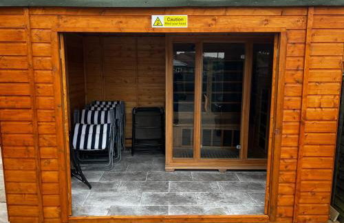 Castle House Holiday Home - Photo 16