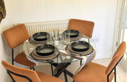 Comfy NEC, Birmingham Airport Stay, Free Parking - Foto 17