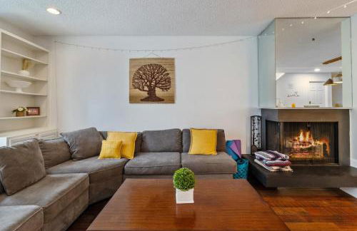 Pet-Friendly Beach Getaway, Relax by the Bay! - Foto 5