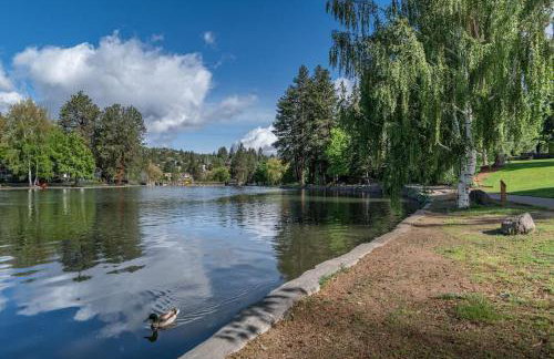 Upscale Condo near Downtown & the Deschutes - Foto 54