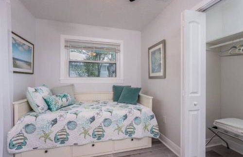 Annie's Escape - 5 mins to Downtown - HotTub - Foto 17