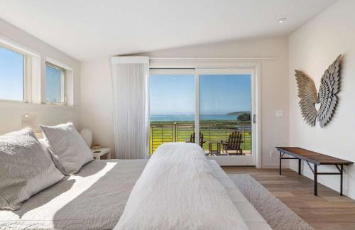 Breathtaking Views of the Pacific Ocean Rooftop Balcony Gourmet Kitchen and Hot Tub overlooking Golf Course - Foto 20