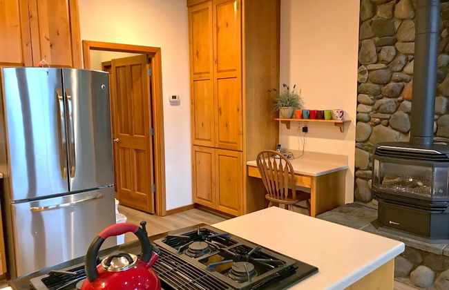 07MF - Lake Front - Hot Tub - BBQ - Sleeps 8 - Foto 11