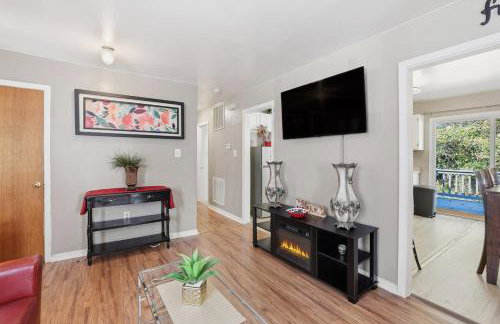 Next Stop! Comfort! 3 BR Near Amtrak Station! - Foto 28