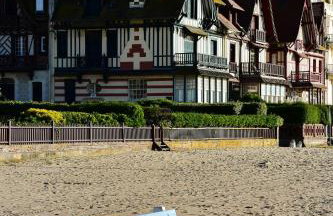 Refuge Chaleureux et Lumineux, Wifi, Balcon, Parking au coeur de Deauville - Photo 26