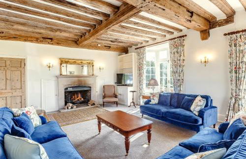 Pattiswick Hall - Photo 3