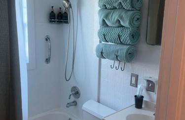 The Bait & Tackle #2 Near Town - Foto 31