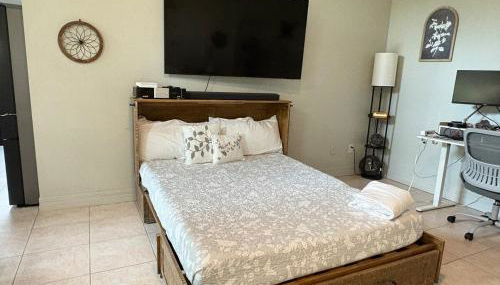 Heated Pool with Lanai- 10min from Beach- Lots of amenities - Foto 4