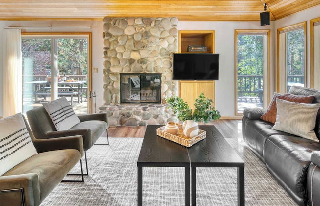 Tanner by Avantstay Modern Cascades Escape - Foto 18