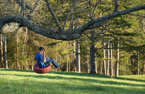 In the Woods by a Pond! Sugar Ranch Guest House! - Foto 24