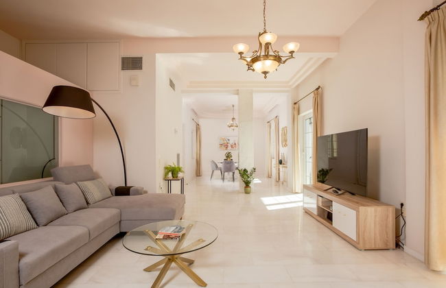 The White Marble Luxury City Apt - Foto 1