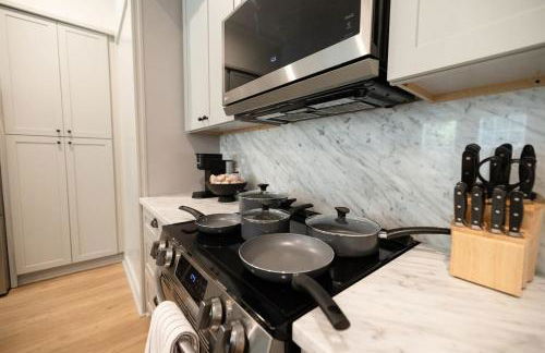 Magnolia Shore 5 - Steps to Beach, Pet-Friendly, Pool, Fast WiFi - Foto 12